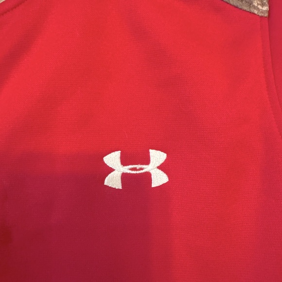 Large men zip up fleece hoodie. Cranberry/maroon color - Picture 3 of 5